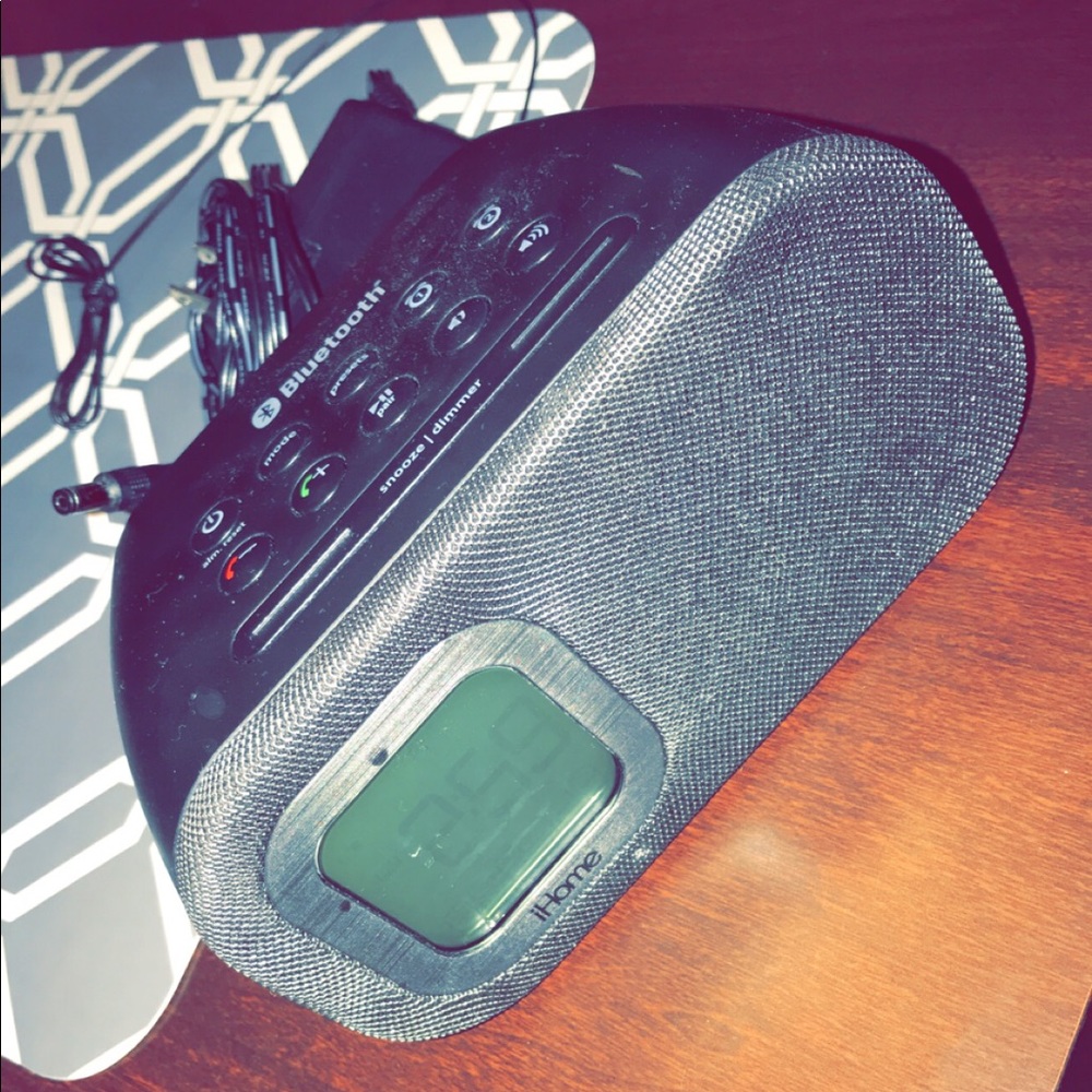 iHome Alarm Clock